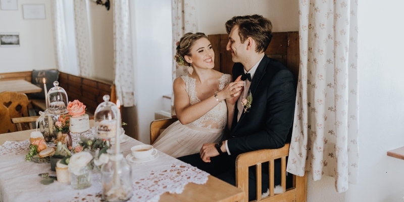 Zuckersüße Sweet Table Ideen Für Deine Hochzeit Hochzeitsblog Hochzeitereiat